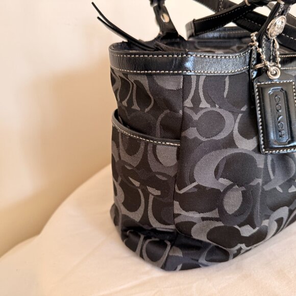Authentic Coach Signature Shoulder Bag – Black/Grey, 13" x 8.5" x 6" - Picture 4 of 12